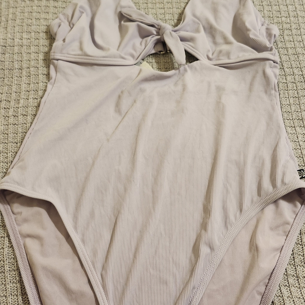 La Vie En Rose - One-Piece Lavender Swimsuit - SIZE M
